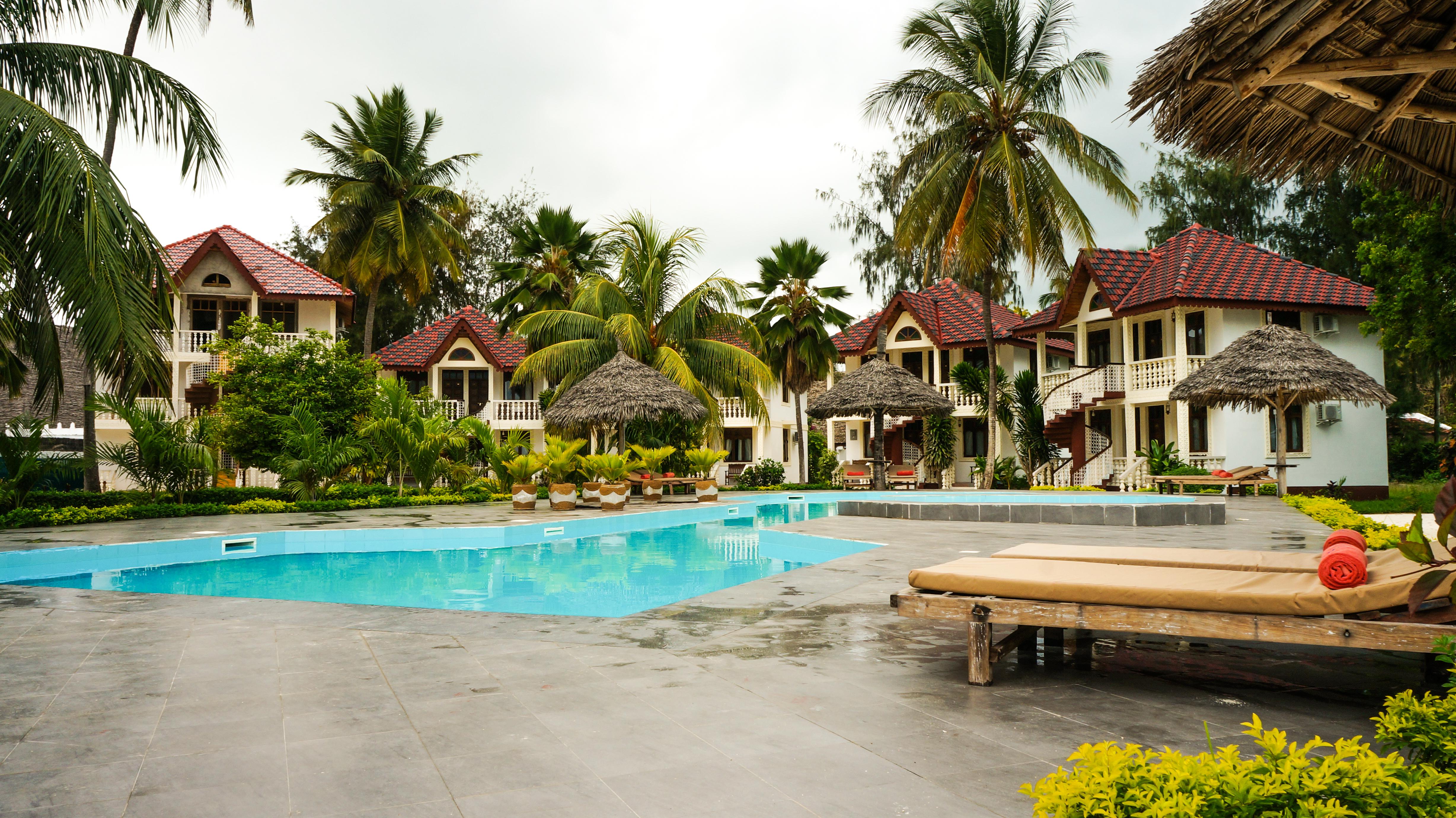 Smiles Beach Hotel Nungwi Exterior photo