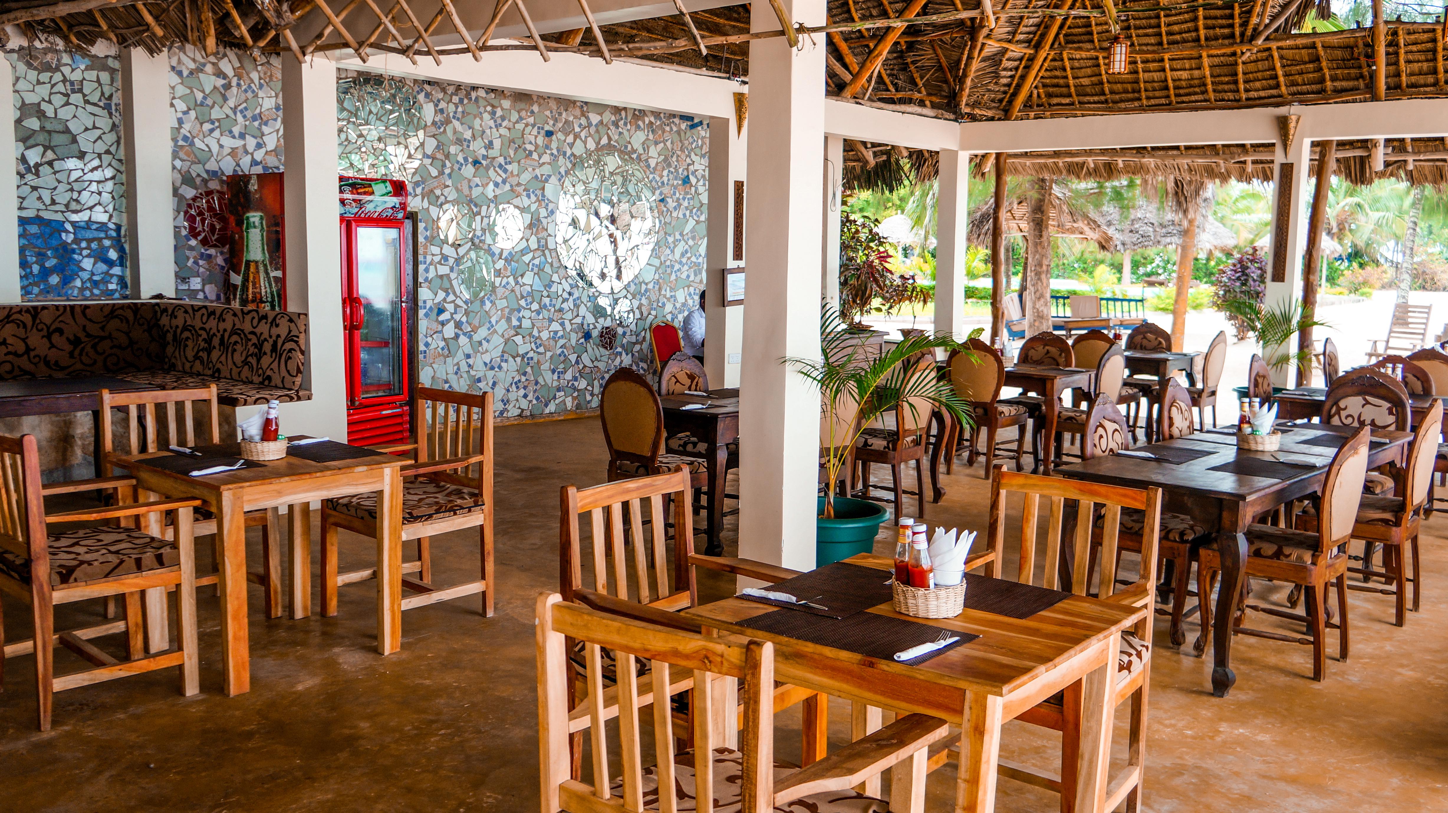 Smiles Beach Hotel Nungwi Exterior photo